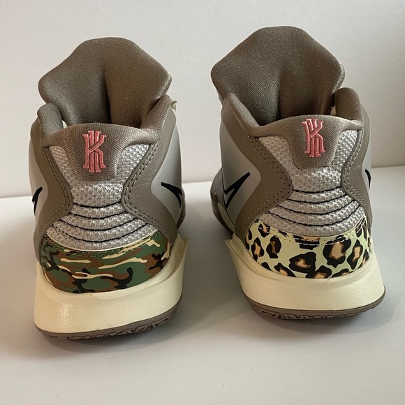 Nike Kyrie Infinity "Leopard Camo" sneakers - Picture 5 of 15